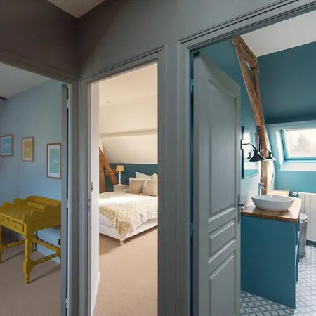 Beautiful 1 Hr 45 Min From Paris Surfonds