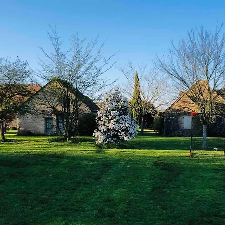 Beautiful 1 Hr 45 Min From Paris Villa *