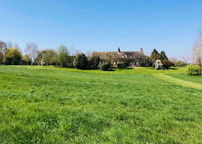 Beautiful 1 Hr 45 Min From Paris *